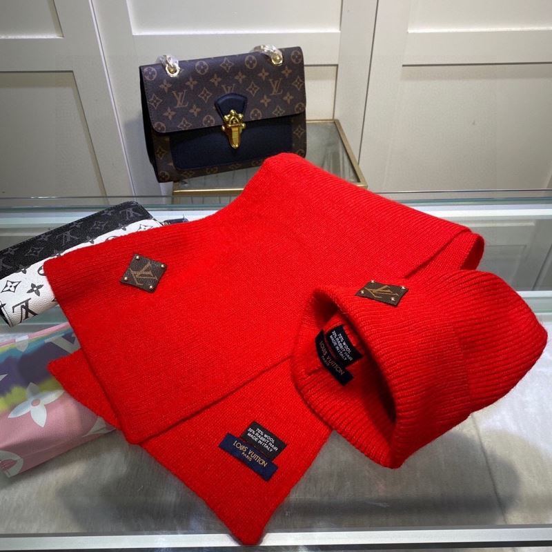 Louis Vuitton Caps Scarfs